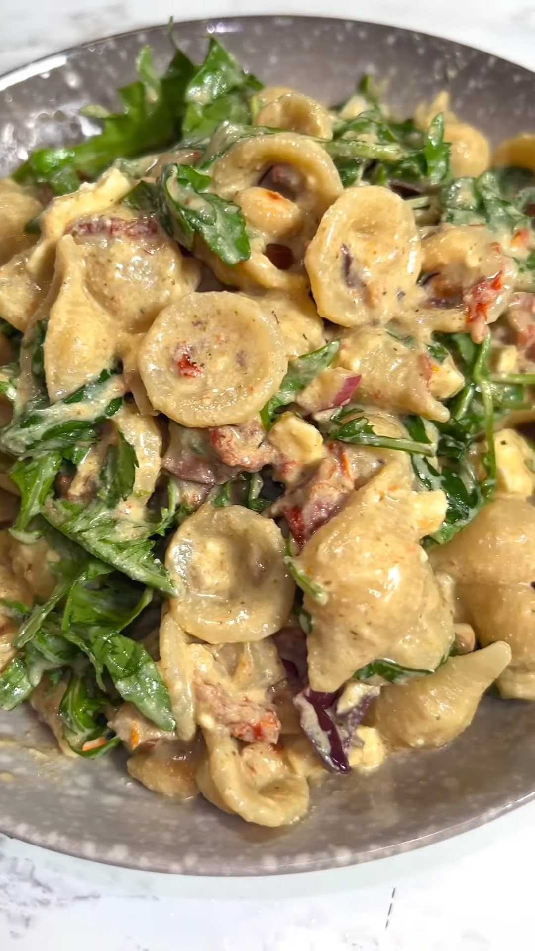 Simple steps to make pasta salad