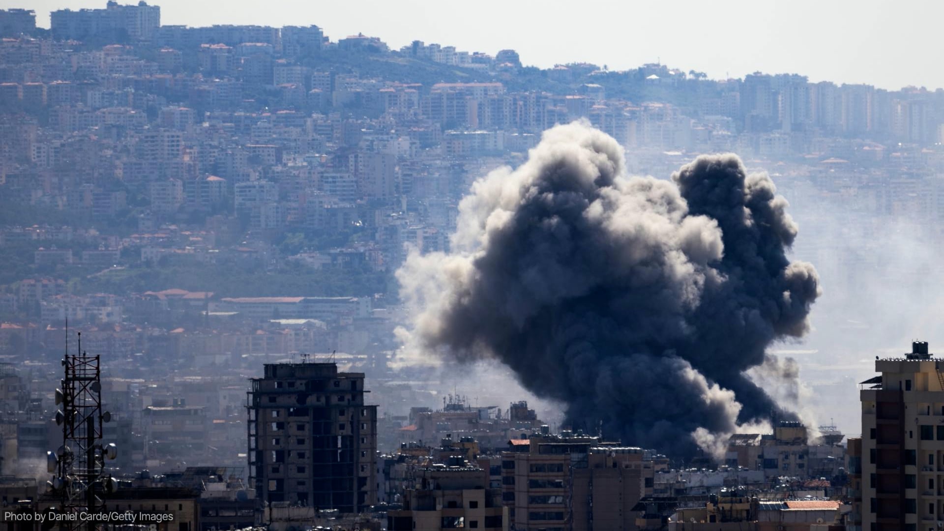 Human Rights Watch claims Israel illegally used white phosphorus