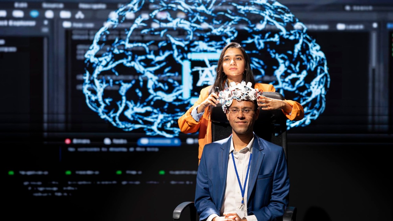 Why offloading thinking to AI can weaken learning and memory, cognitive ...