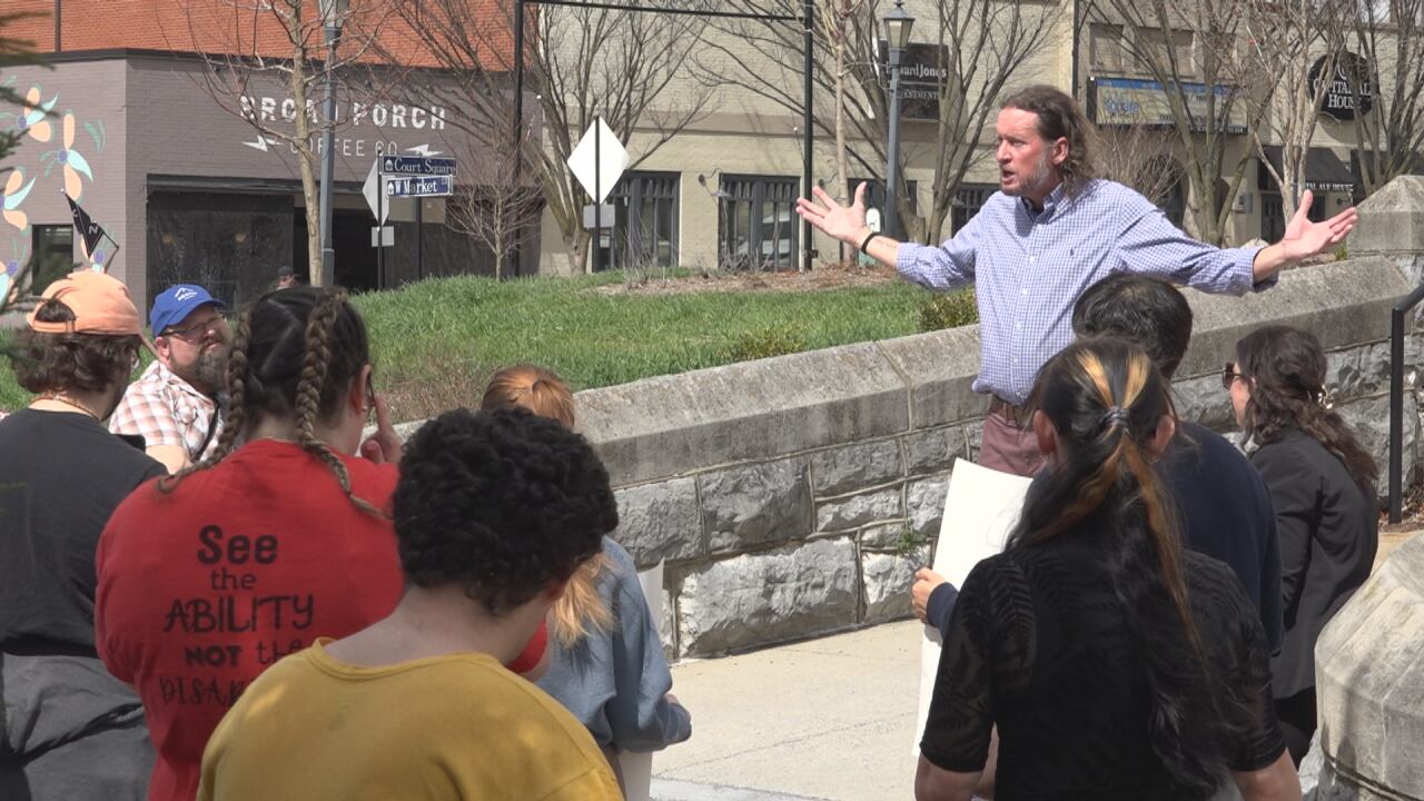 Harrisonburg community gathers for disability awareness rally and walk