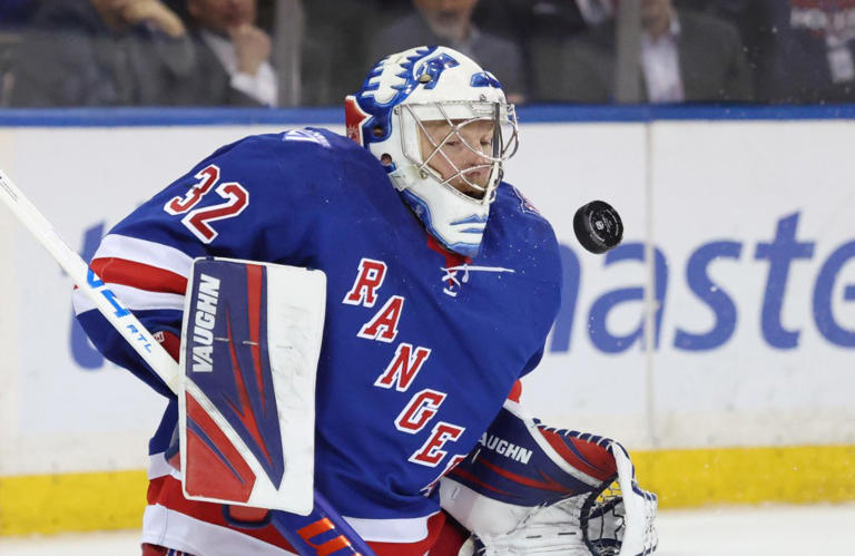 Jonathan Quick passes Rangers icon Henrik Lundqvist on NHL shutout list ...