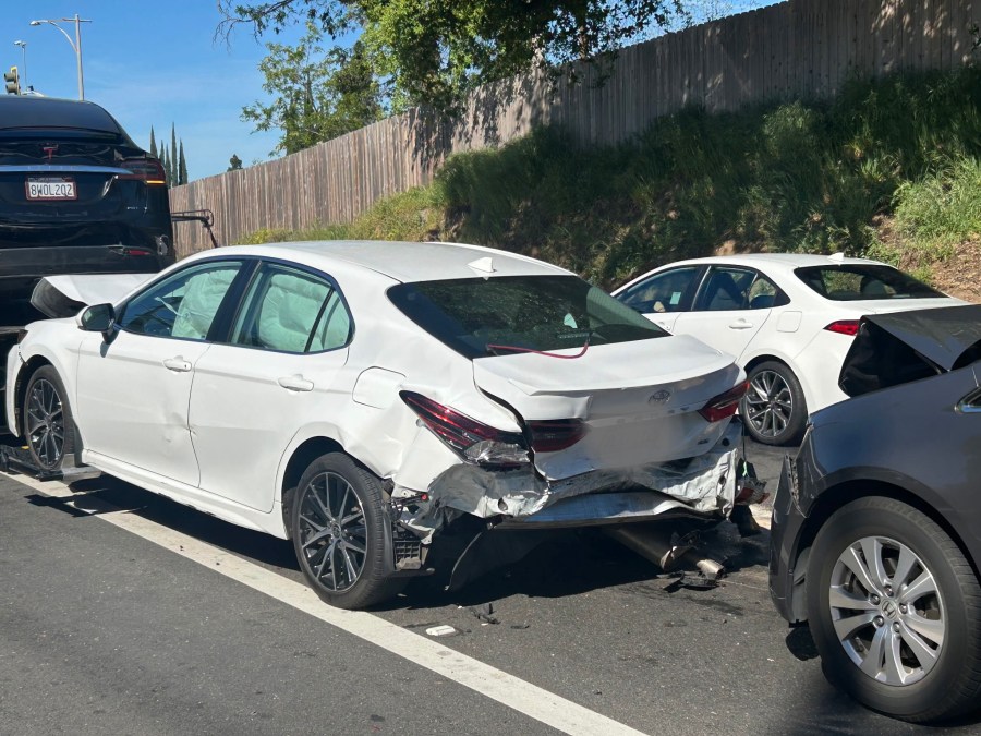 'Miraculous' 6vehicle crash in Orangevale leaves 1 person injured