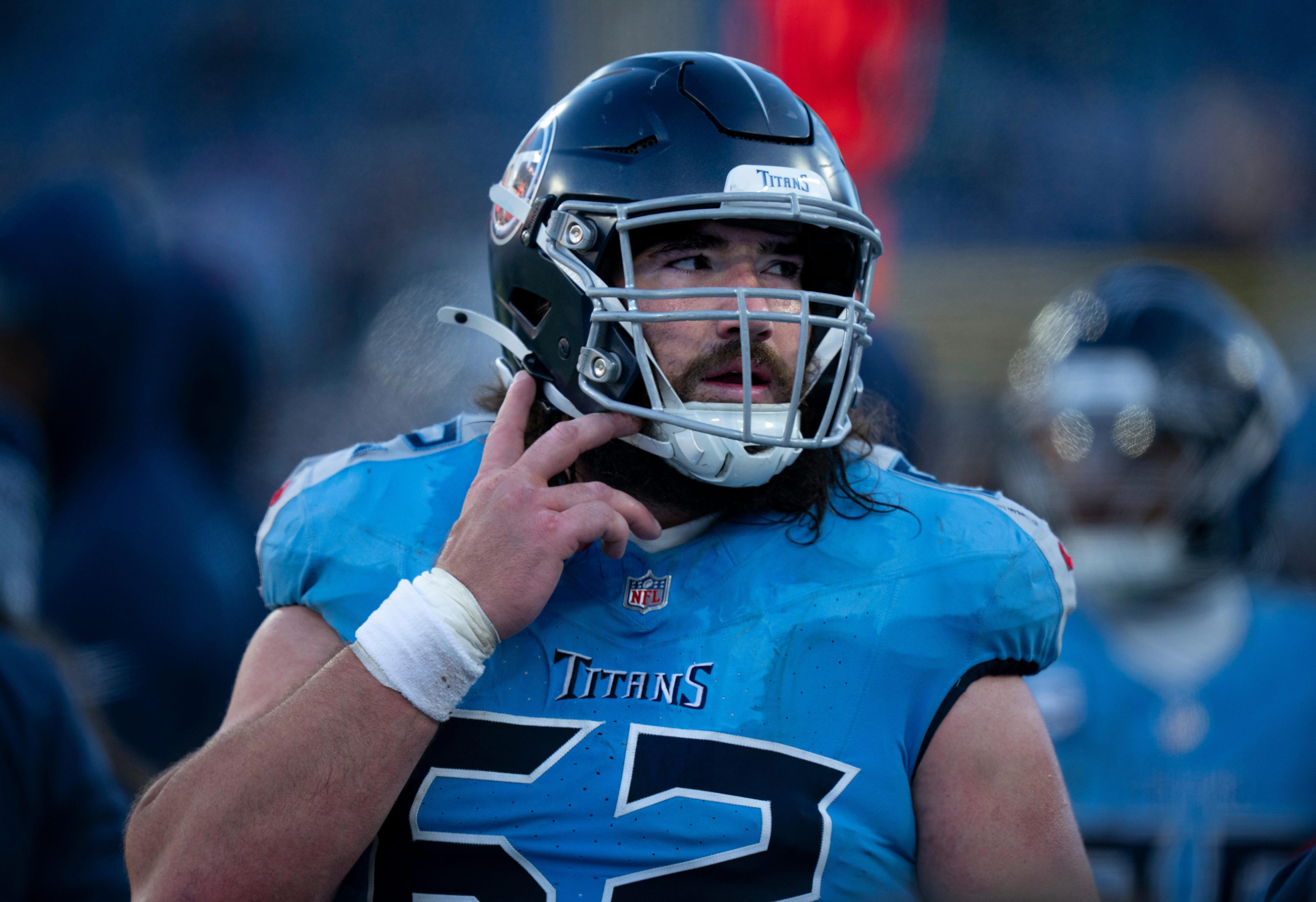 Falcons signing former Titans center to one-year deal in free agency