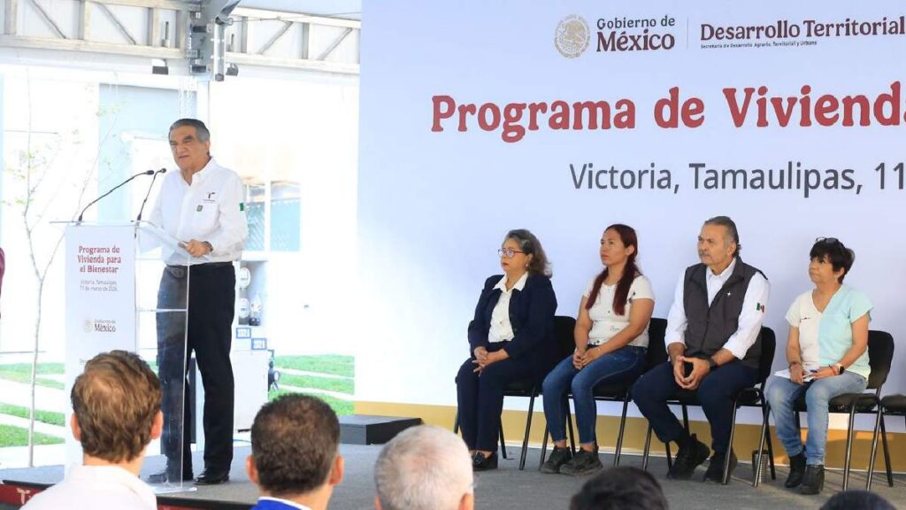Desde la mañanera, Claudia Sheinbaum encabeza entrega de viviendas en ...