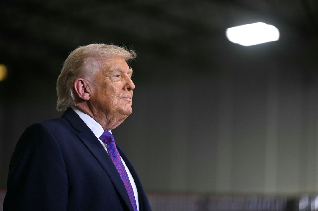 Trump says US must 'finish the job' in 'virtually destroyed' Iran: 'Don ...