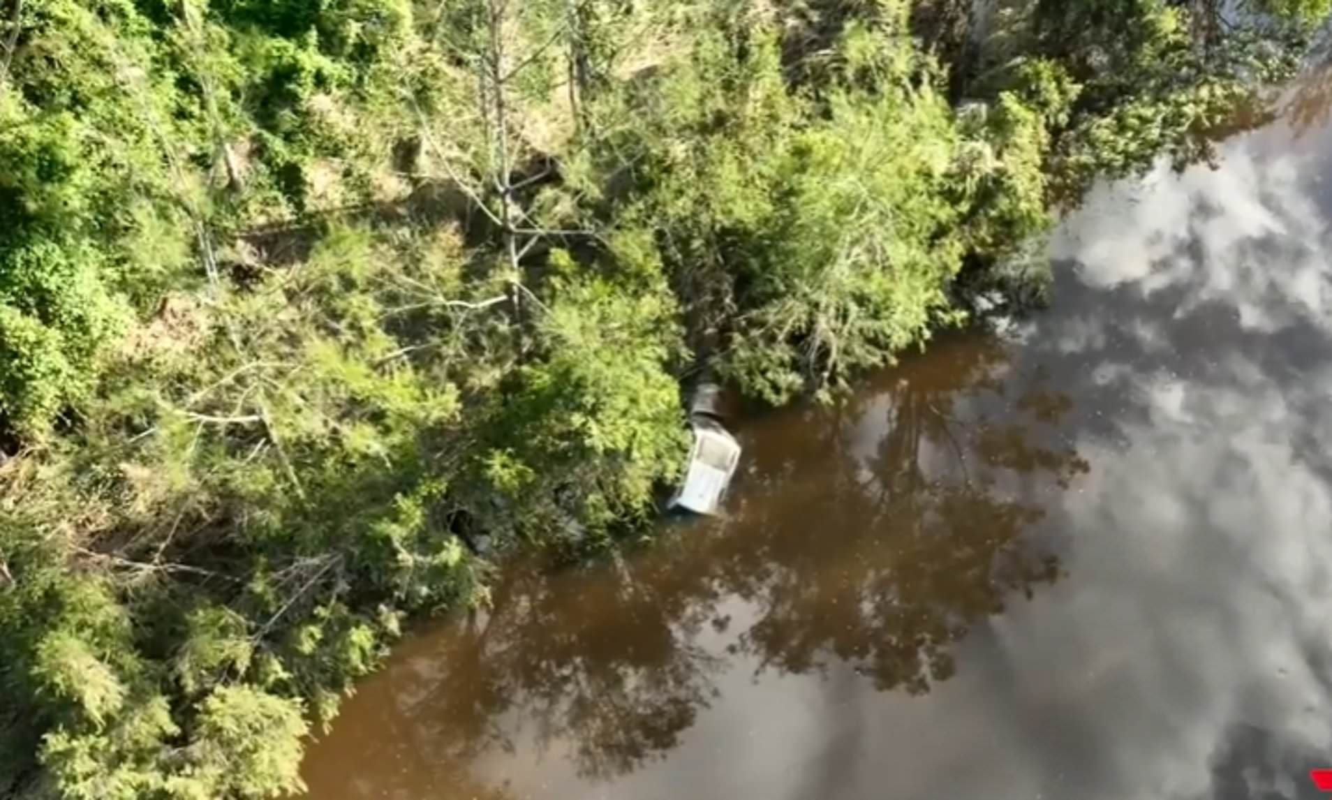 Tragic update in search for missing Chinese tourists after their car ...