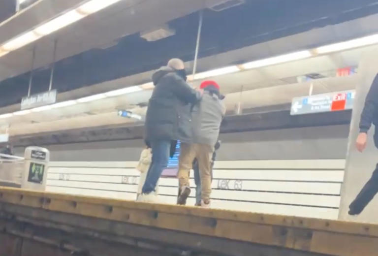 Hero straphanger saved 83-year-old vet after NYC subway shoves: 'What