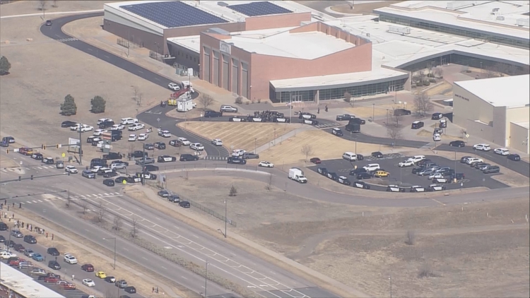 2 students arrested after police called to Adams City High School<br><br>