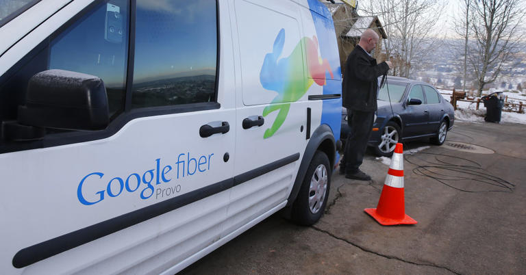 Google sells partial stake in fiber business, becomes minority owner of ...