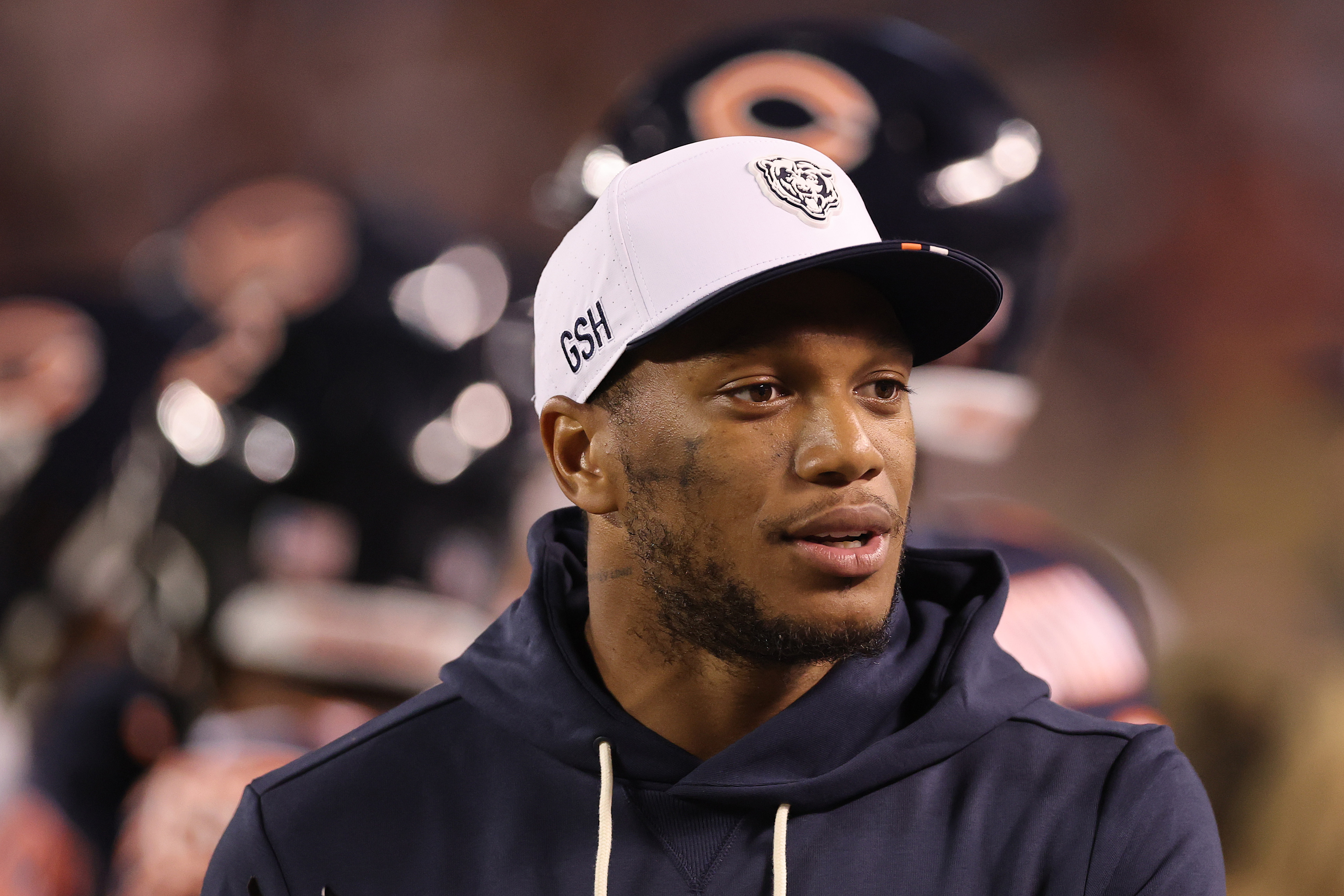 Bears send video message to DJ Moore after trade to Bills