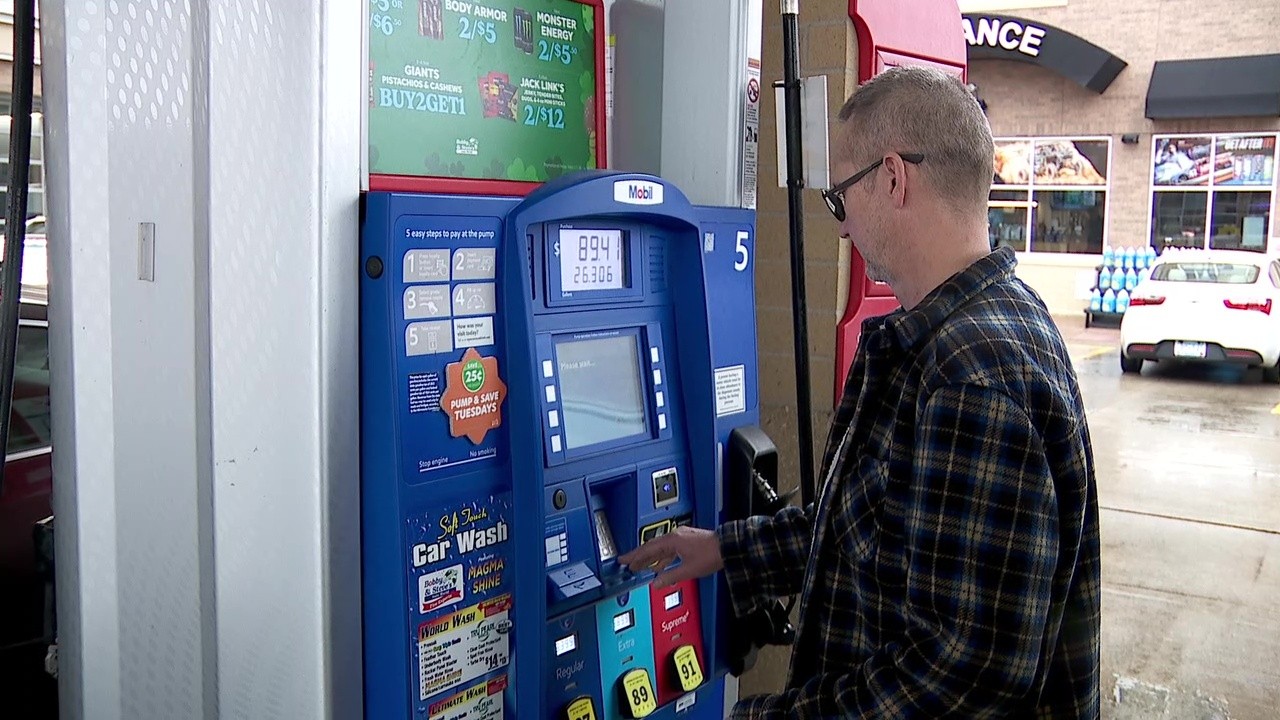 Gas prices jump nearly 50 cents over past week