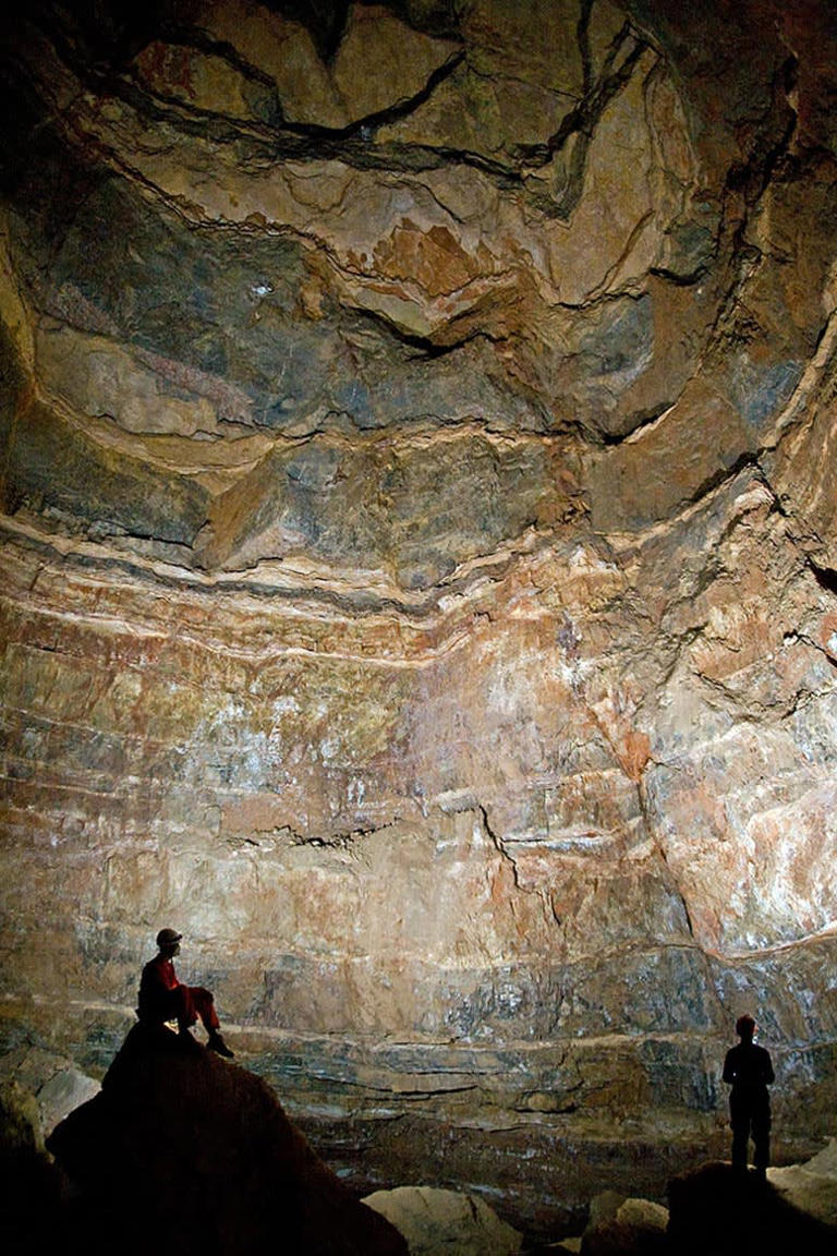 Scientists enter a remote cave and find evidence that the Sahara was ...
