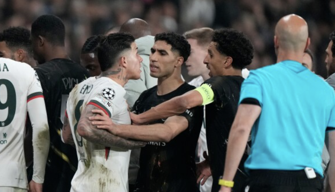 Pedro Neto apologises after shoving ball boy during Chelsea’s Champions ...