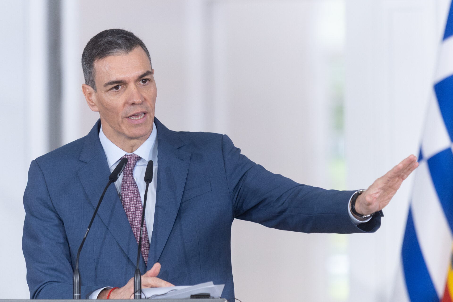 Mark Ruffalo sees Spanish prime minister as the ideal leader