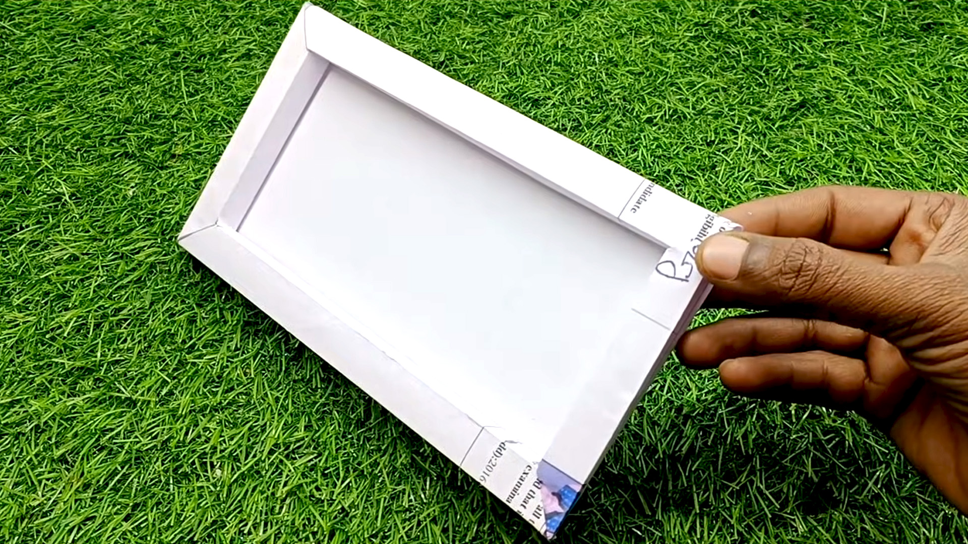 DIY paper photo frame craft ideas for beginners