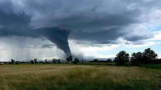 Severe weather alerts issued as tornado threat looms over Mississippi