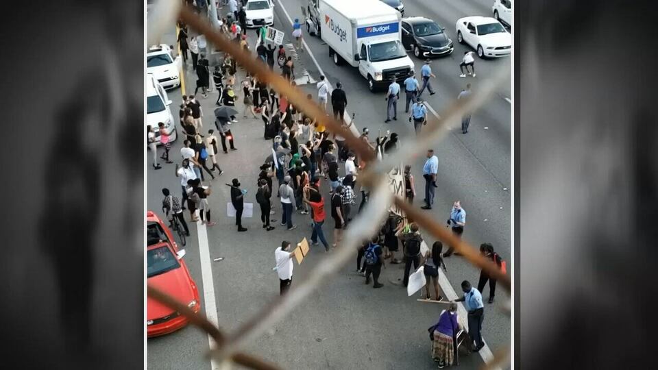 Protesters who block roads could face harsher punishments if new bill ...