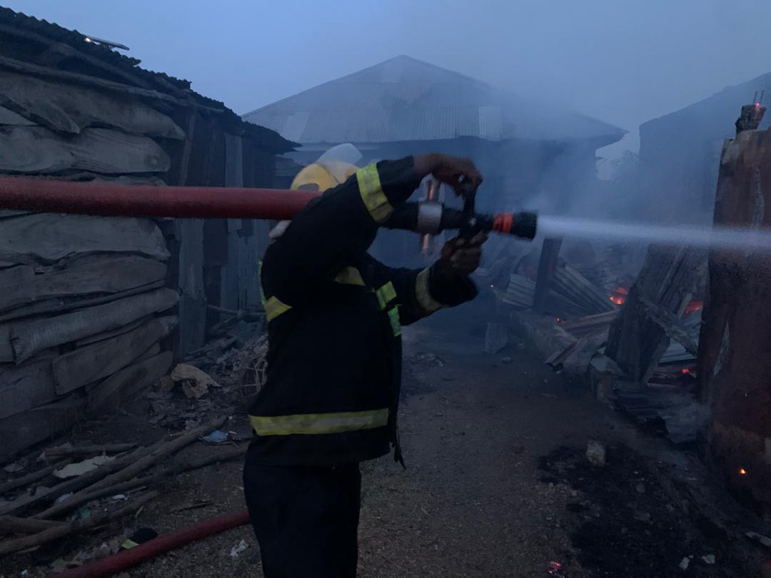 Fire guts six shops, goods worth millions at Kwara market