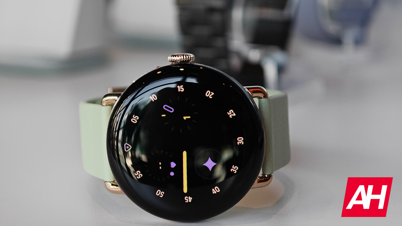 Grab the Google Pixel Watch 4 for $40 off before this deal disappears