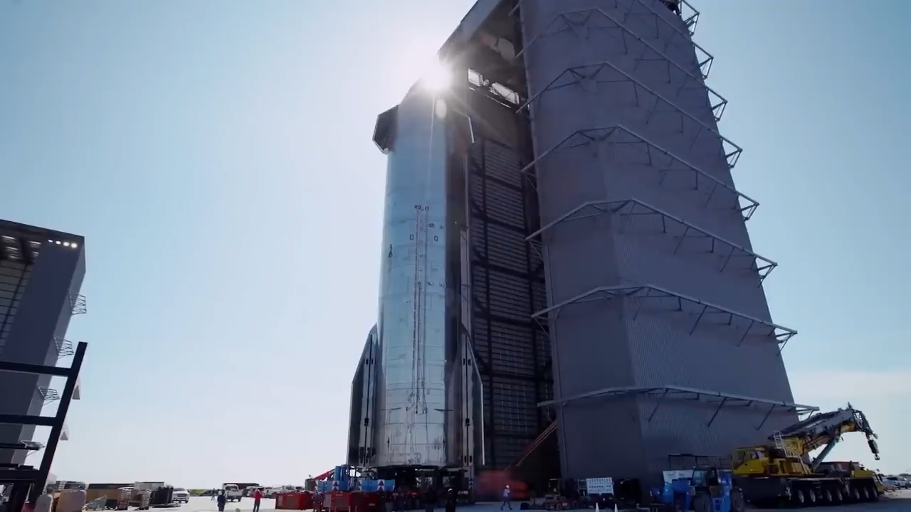 This starship redesign raised more questions than answers