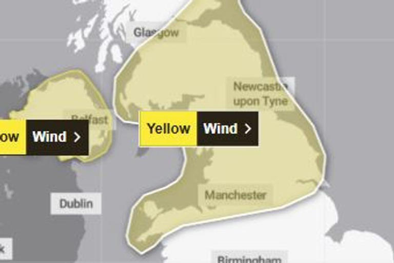 Met Office 15-hour weather warning in force with strong winds and heavy ...
