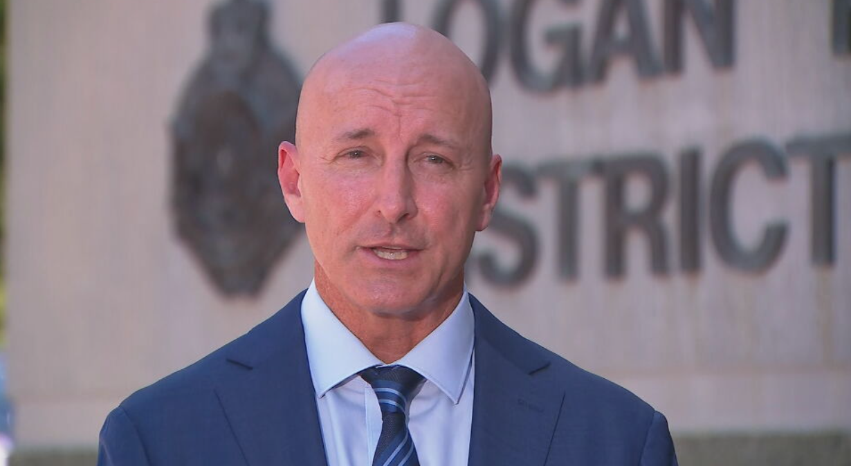 Police treating deaths of mother and baby daughter as suspicious