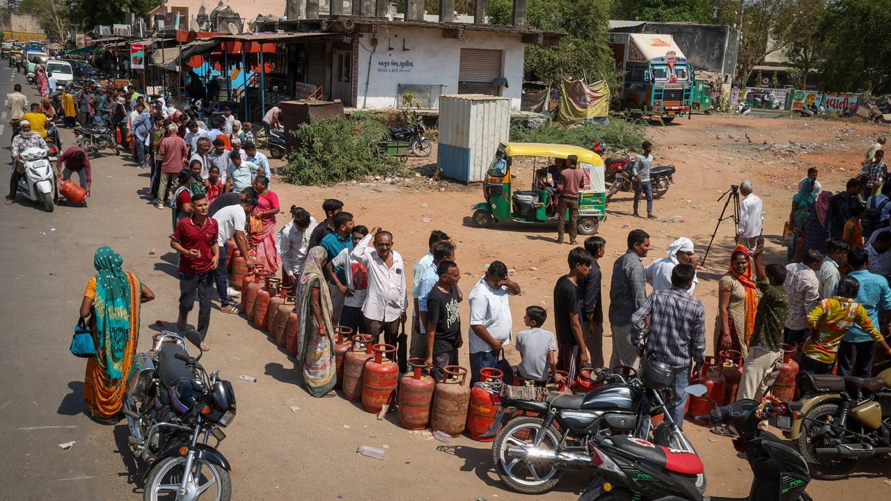 LPG refill cut under Ujjwala scheme to curb diversion of cylinder, says govt source
