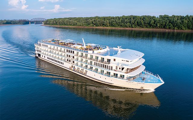 American Cruise Lines cruise ship.