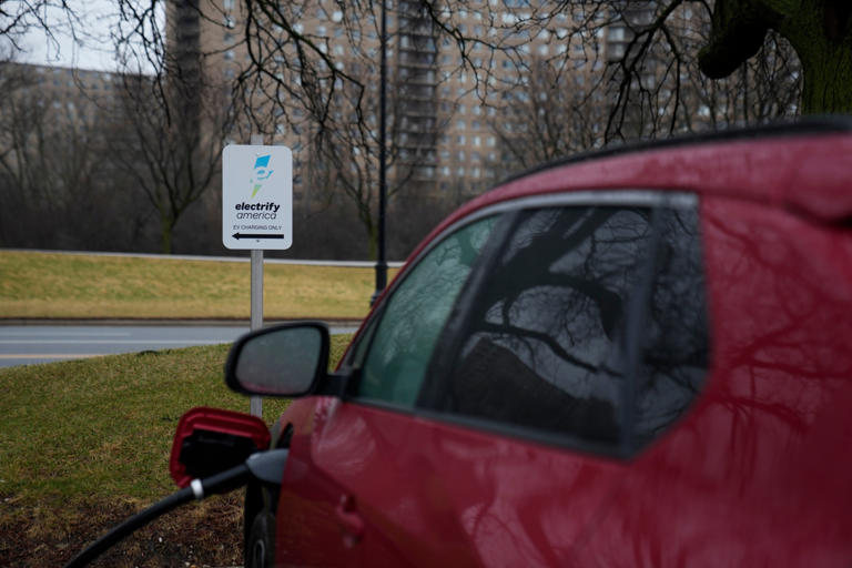 US motorists consider going electric as gas prices soar