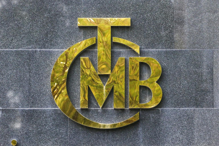 Turkey’s Central Bank Hold Rates as Iran War Threatens Inflation Pickup