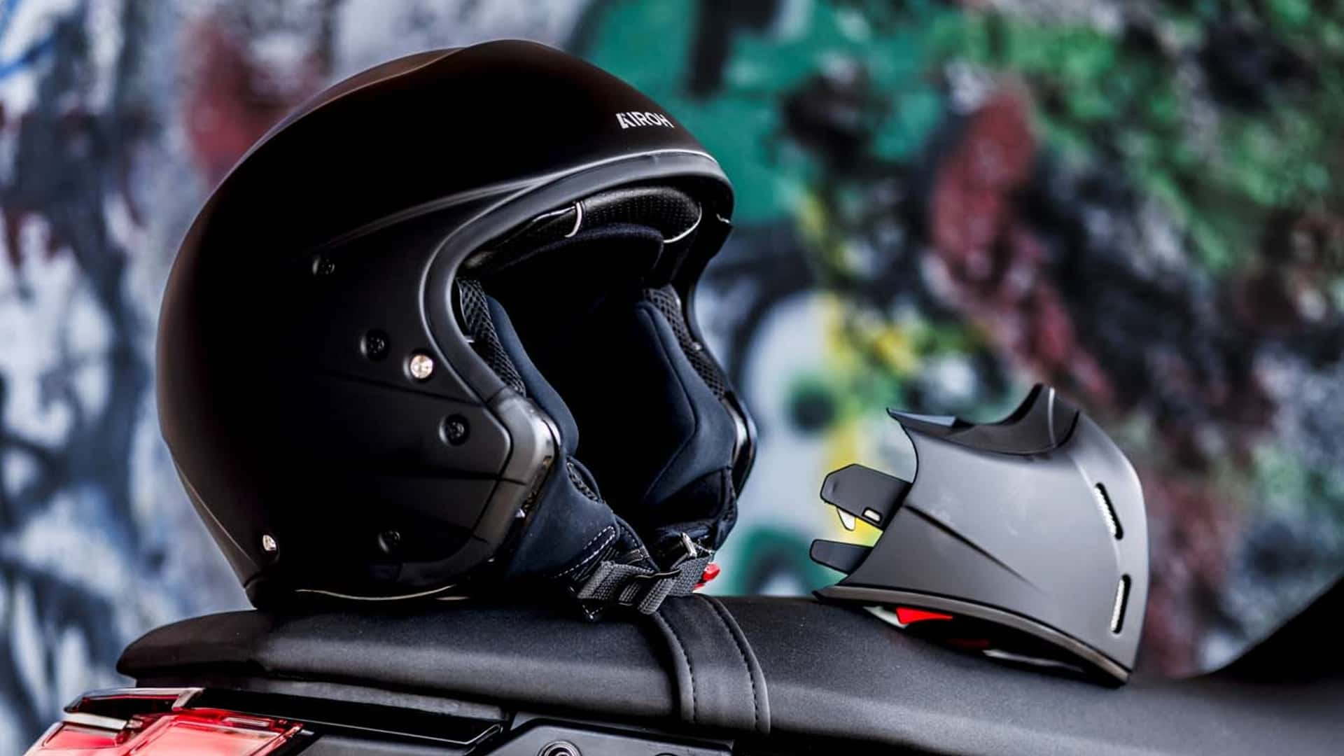 This Is The Weirdest Modular Motorcycle Helmet I've Ever Seen. It Gives ...