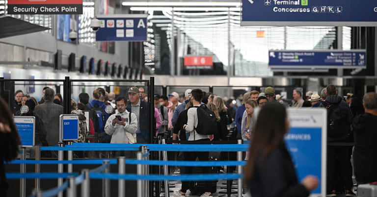 TSA workers set to miss first paycheck of shutdown as Senate bickers ...
