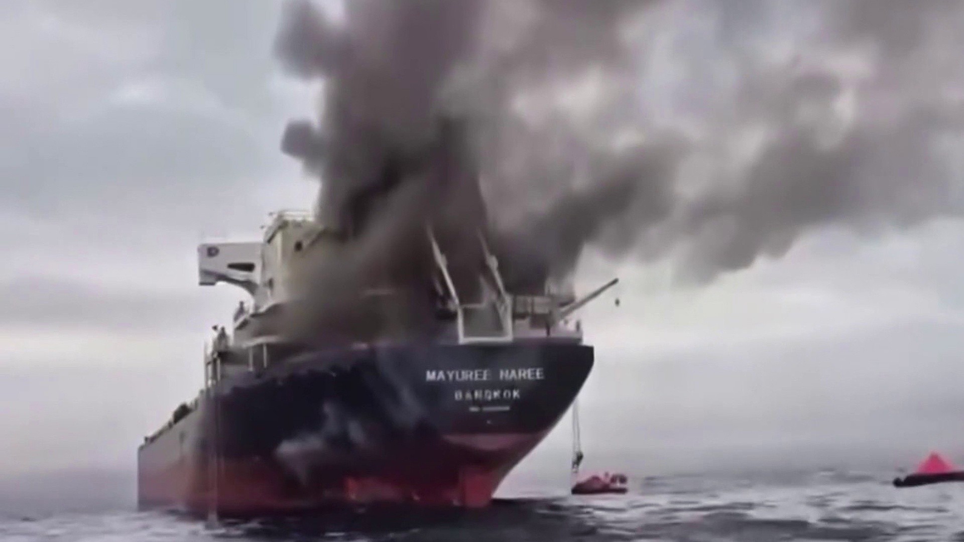 Iran strikes oil tankers in Strait of Hormuz as conflict escalates<br>