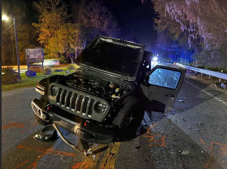 One dead, two injured after three-vehicle crash on SR 200 in SW Marion