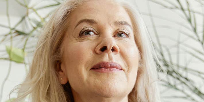 People in their 50s and 60s who protect their peace tend to do these 4 things differently<br><br>