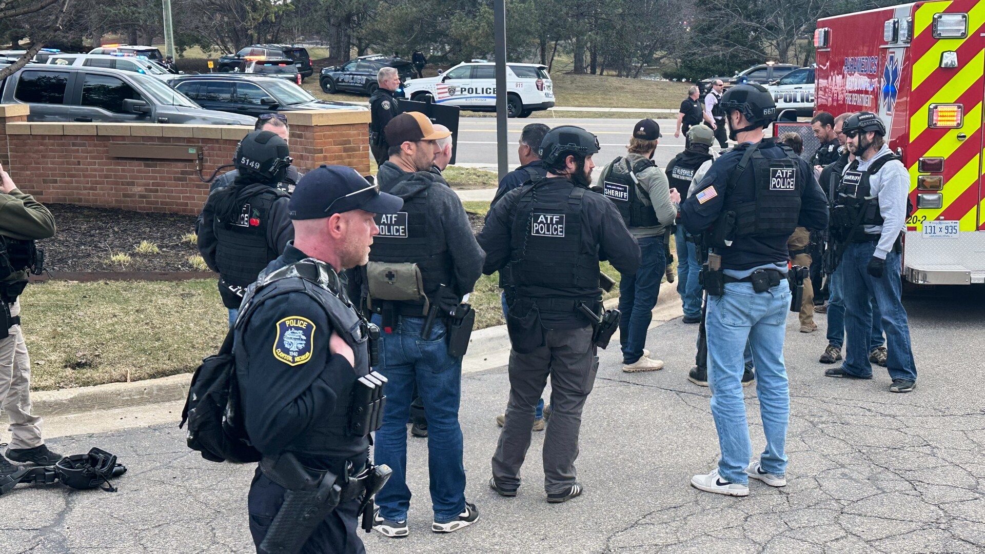 Suspect killed after attempted attack at a Michigan synagogue