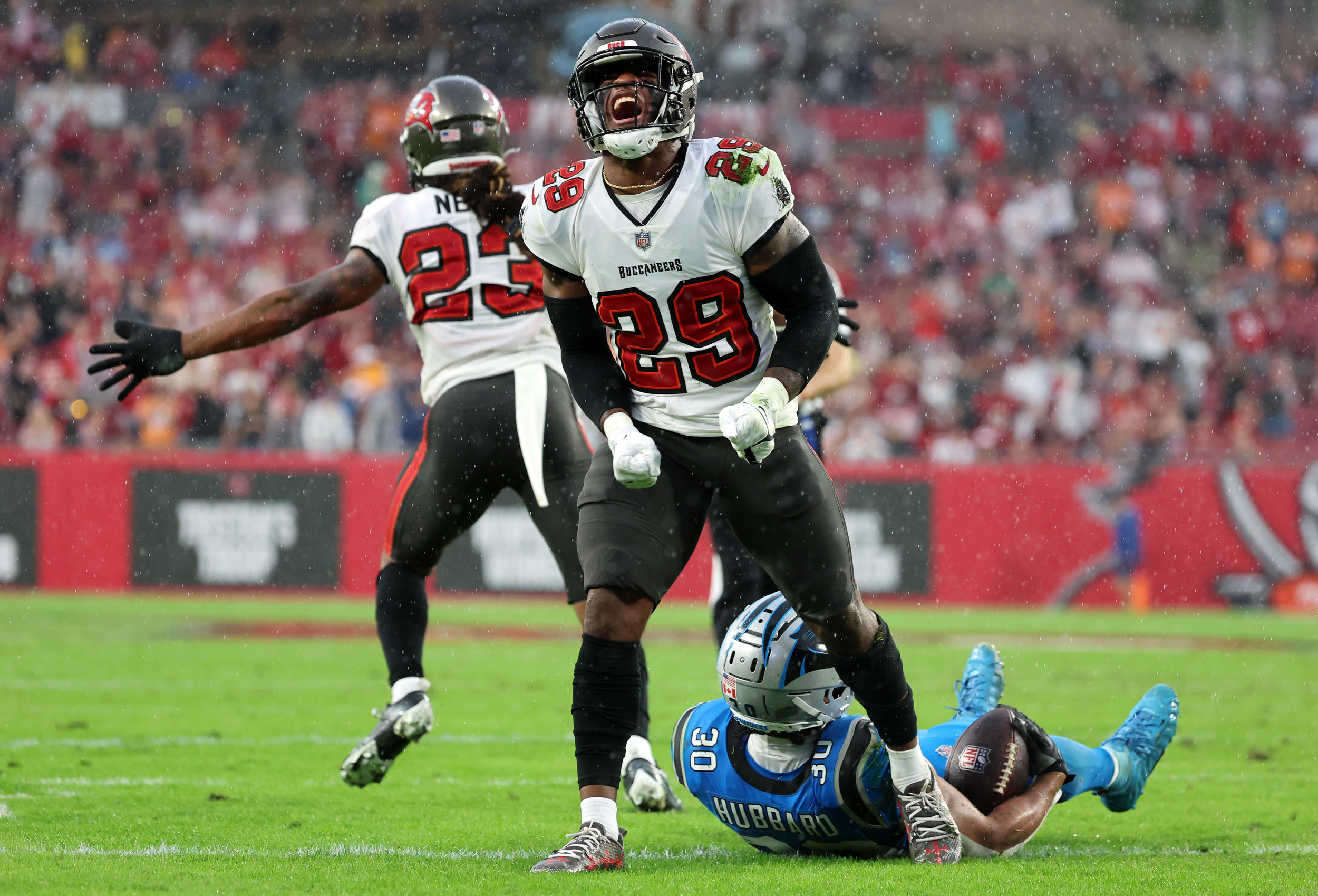 Bucs lose versatile defensive back to an NFC team