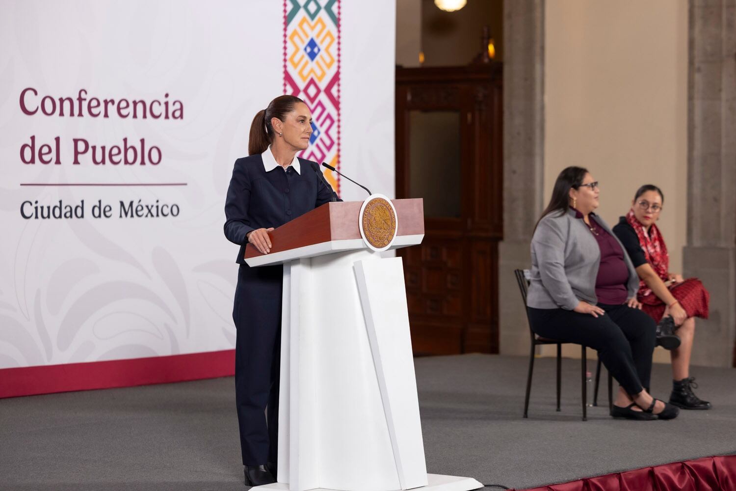 Con plan B de la reforma electoral, Sheinbaum pide consulta de ...