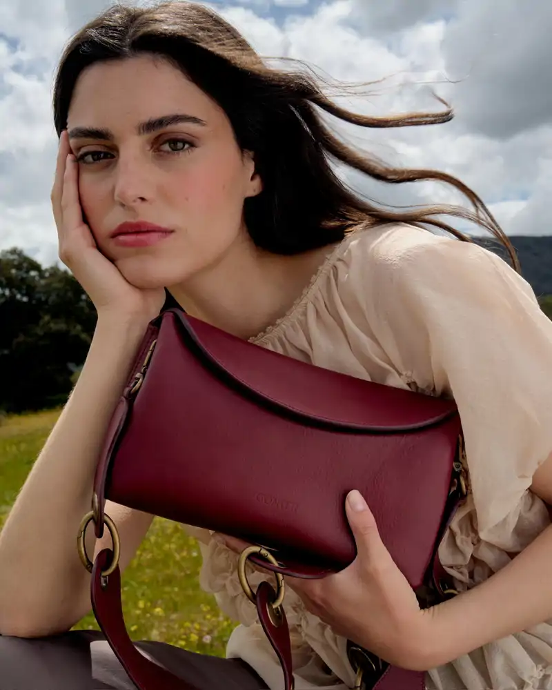 ¡Alerta tendencia!: Los bolsos con asas intercambiables más deseados de ...
