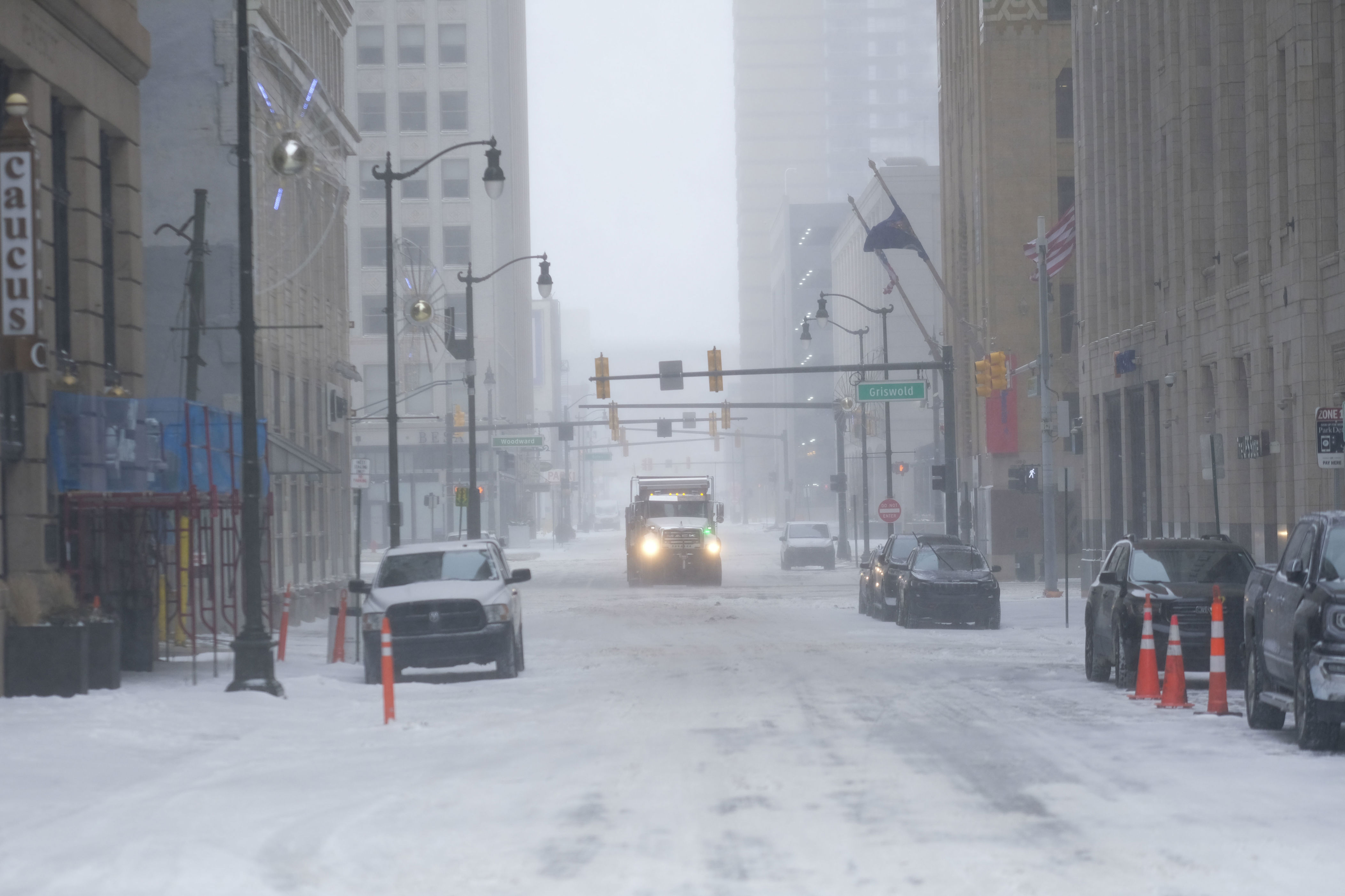 Winter storm live tracker maps as up to 36 inches of snow to hit