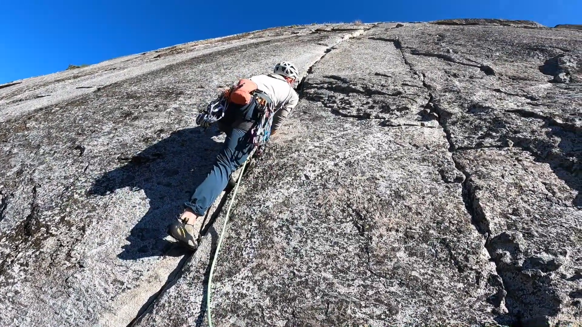 Don't blow this move - 800 feet above the valley