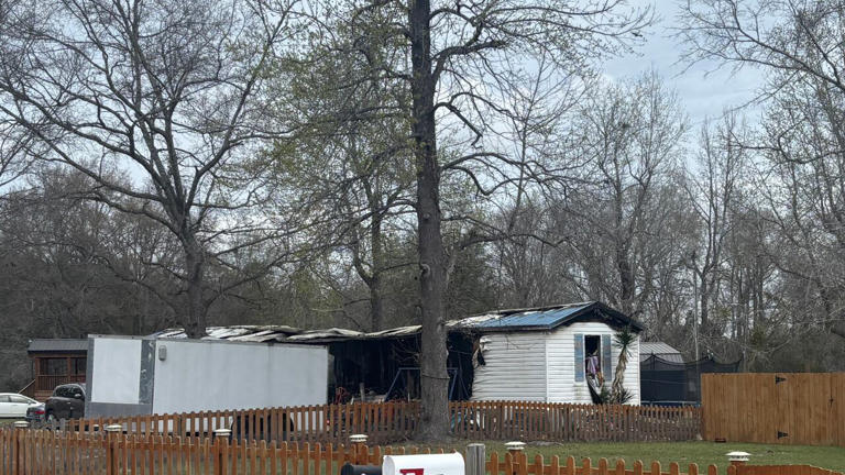 Two children dead after early morning fire in Brunswick County