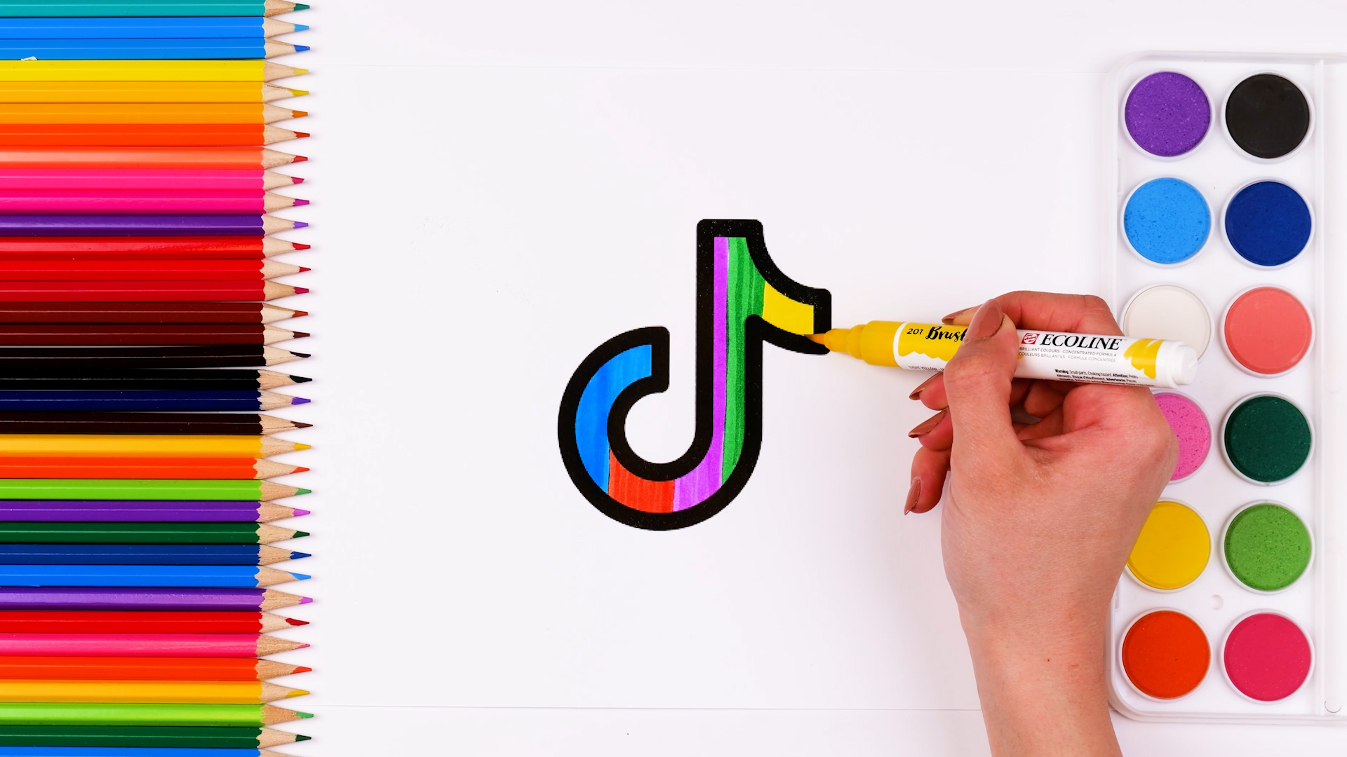 Coloring in fun drawings | Learning color names
