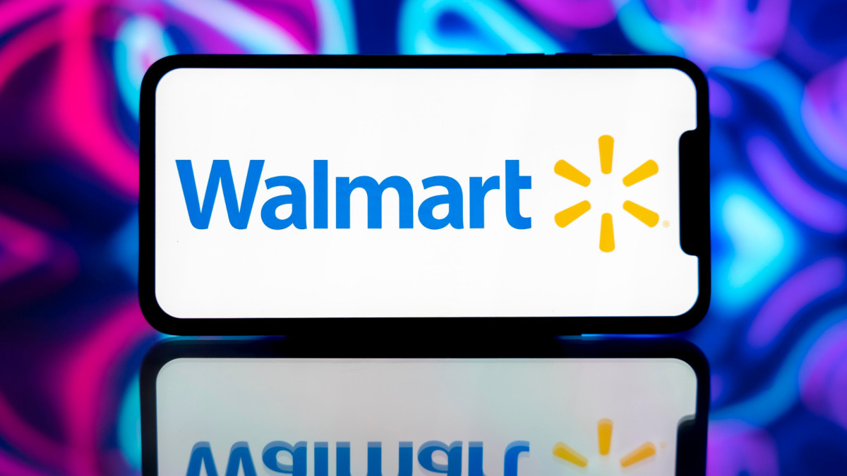 Walmart is selling a tablet for $149 that has the latest Android ...