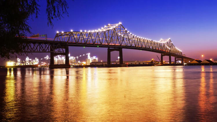 Bill to name Baton Rouge bridge after President Trump advances