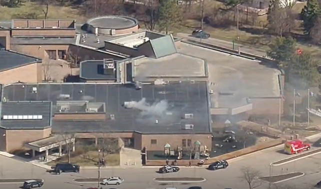 Suspect in Michigan synagogue attack dead after confrontation with security<br>