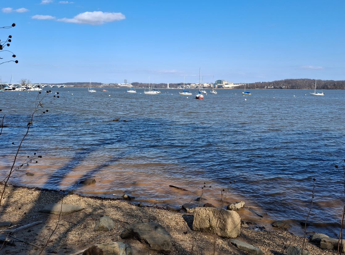 Virginia boater files class action over massive Potomac sewage spill<br><br>
