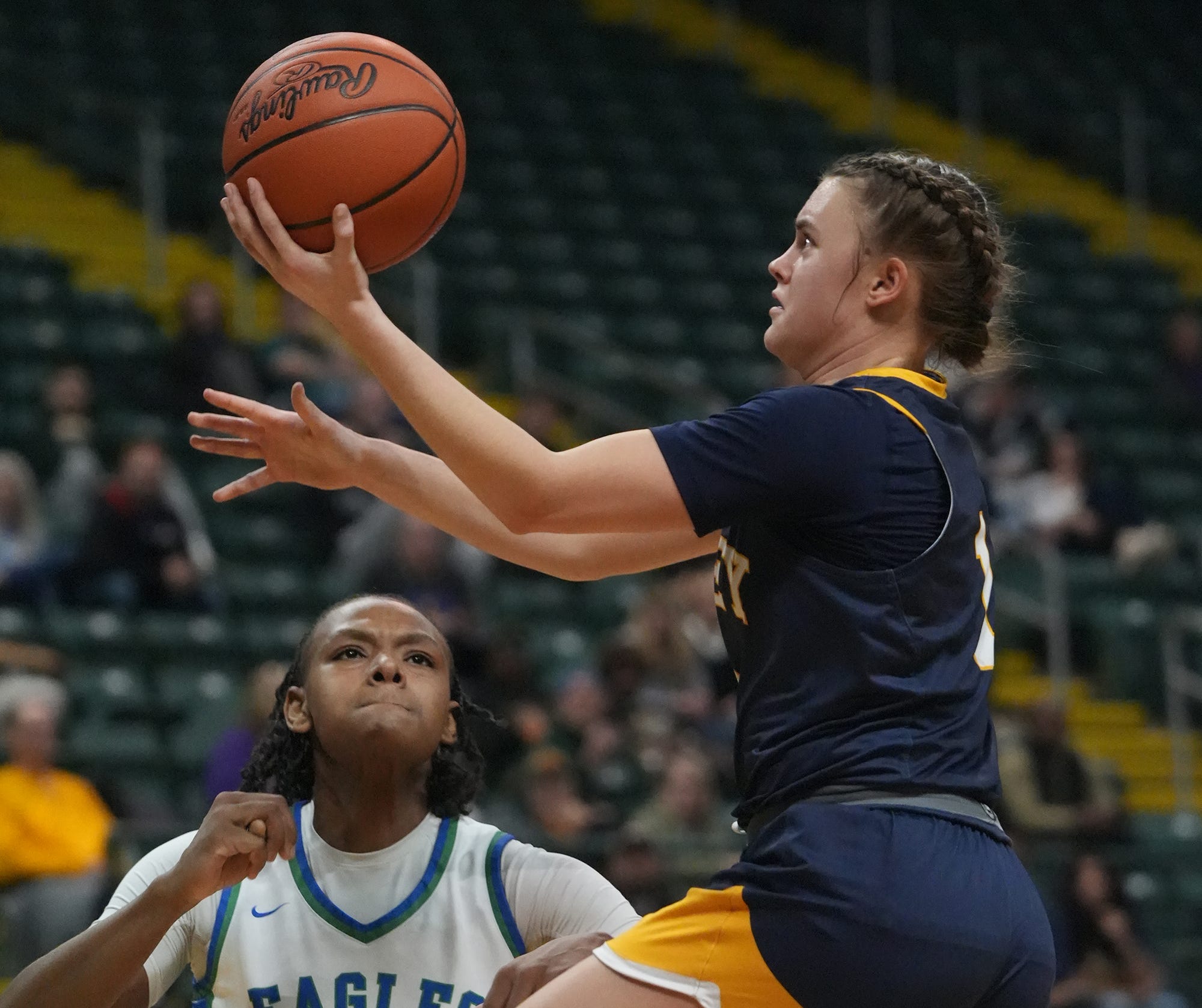 OHSAA girls basketball state tournament, Dayton CJ rallies past Copley