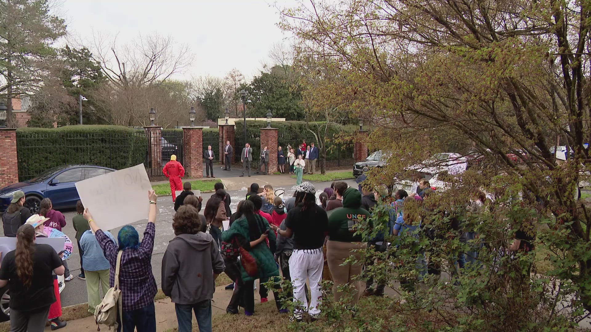 New details emerge in clash outside Governor's Mansion