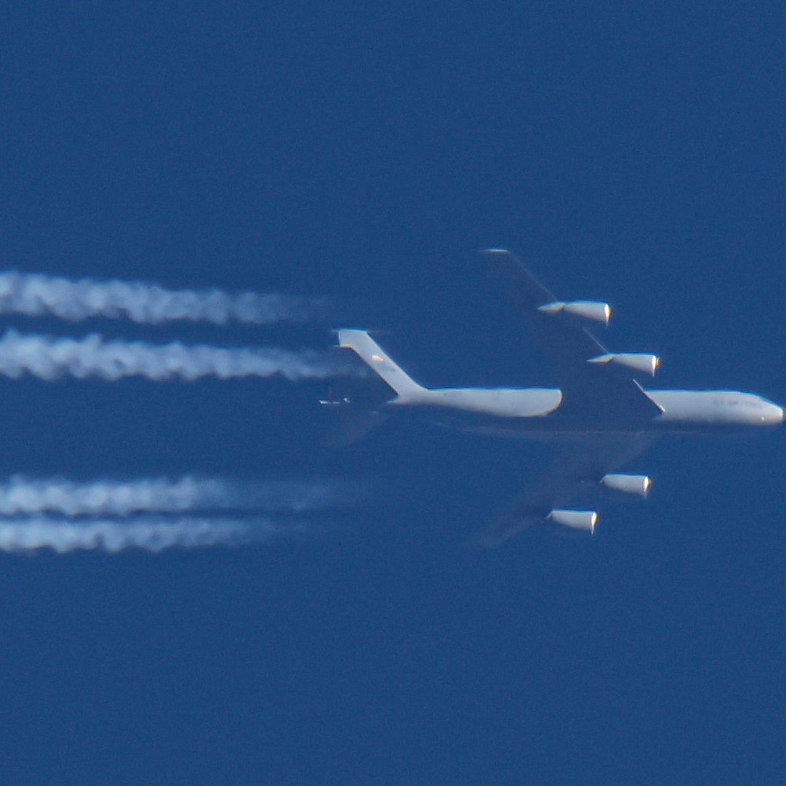 US military plane crashes in Iraq, officials say